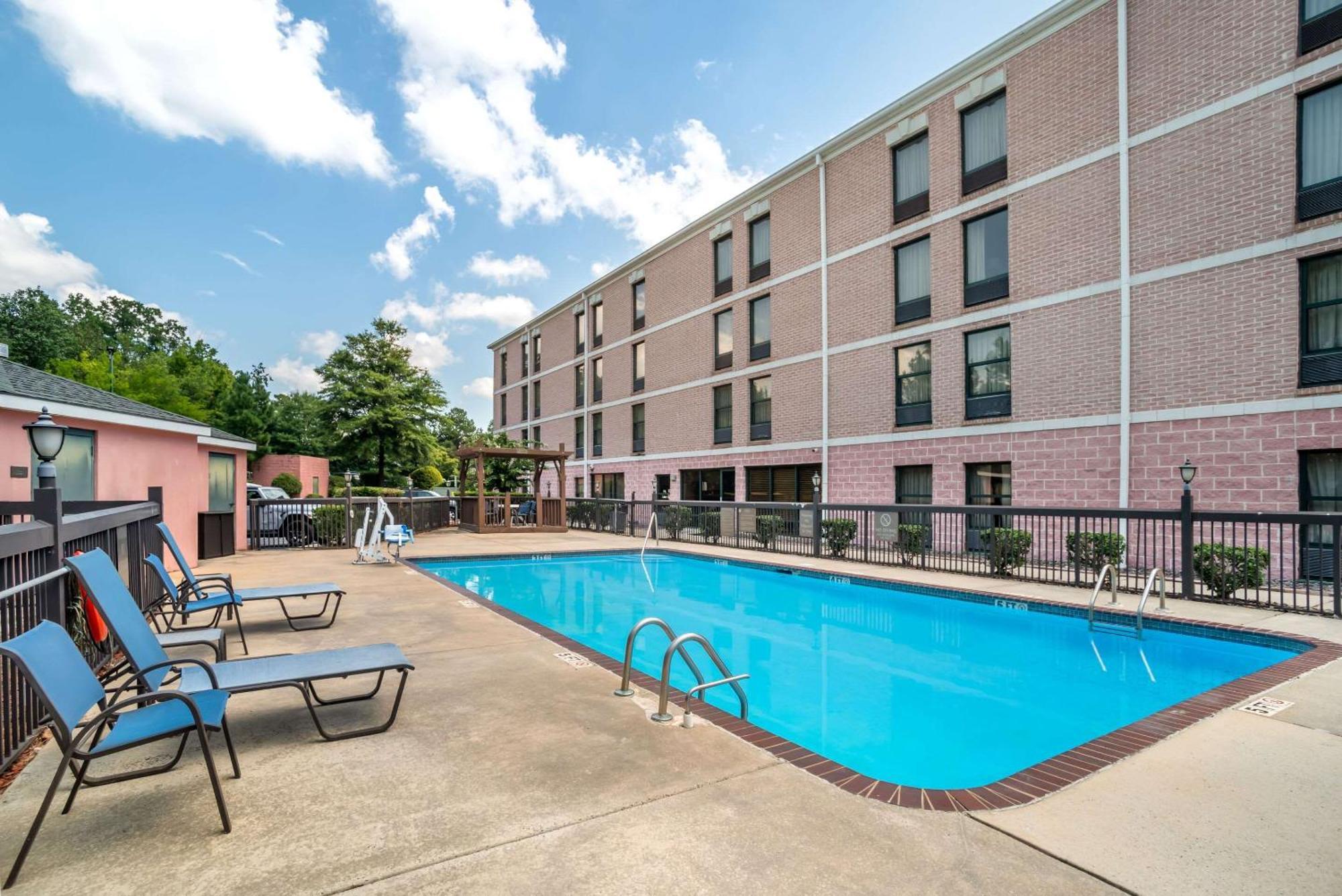 Comfort Inn & Suites Lake Norman Cornelius Zewnętrze zdjęcie