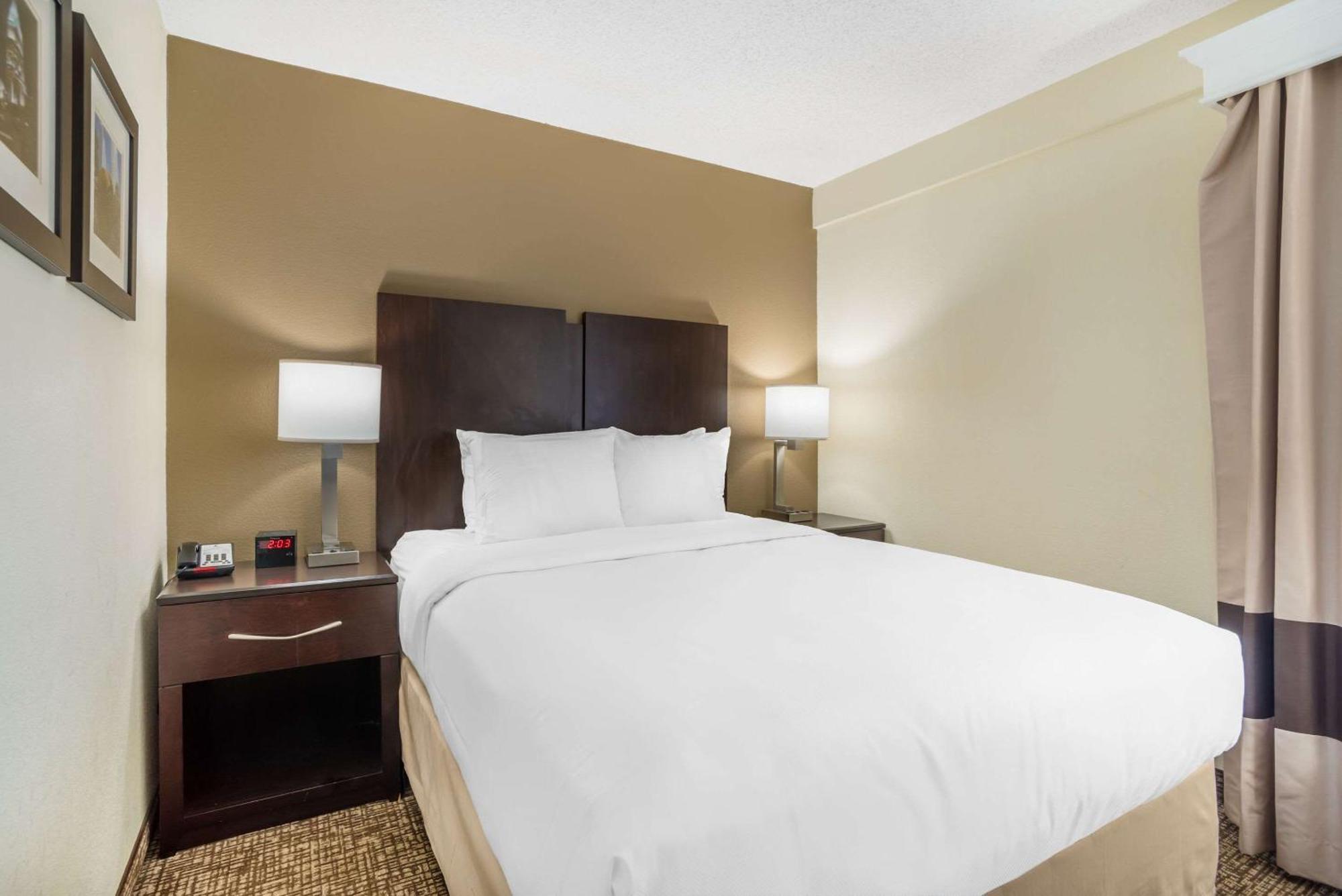 Comfort Inn & Suites Lake Norman Cornelius Zewnętrze zdjęcie