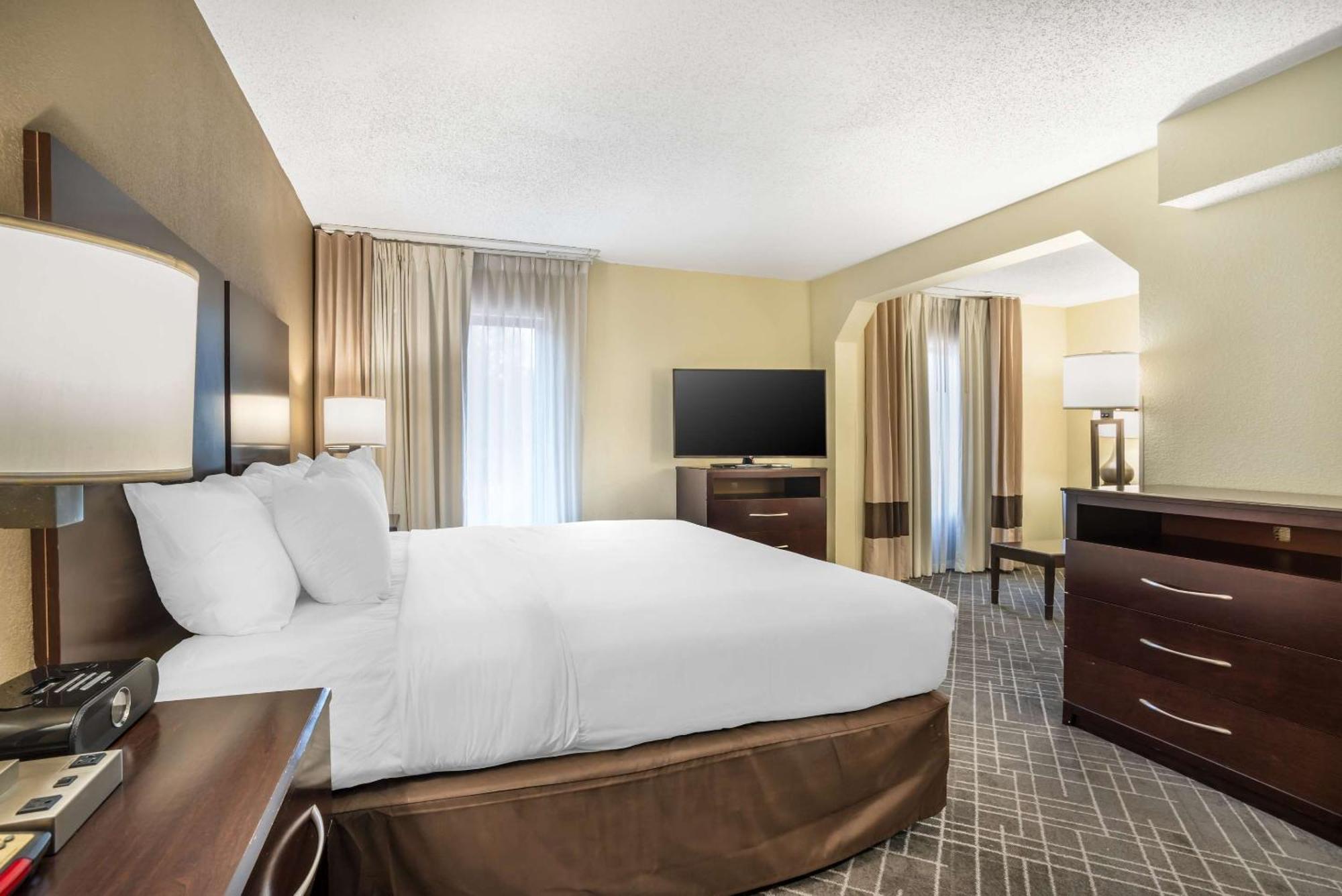 Comfort Inn & Suites Lake Norman Cornelius Zewnętrze zdjęcie