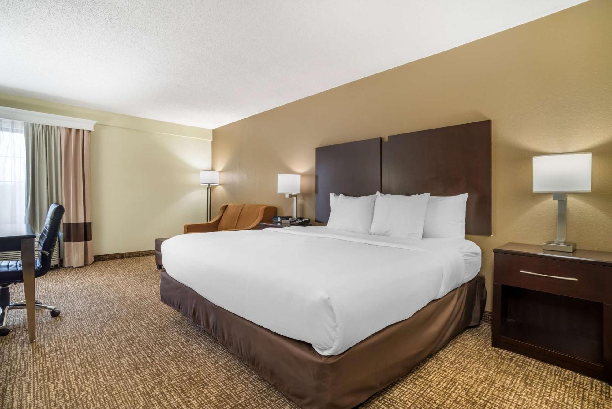 Comfort Inn & Suites Lake Norman Cornelius Zewnętrze zdjęcie