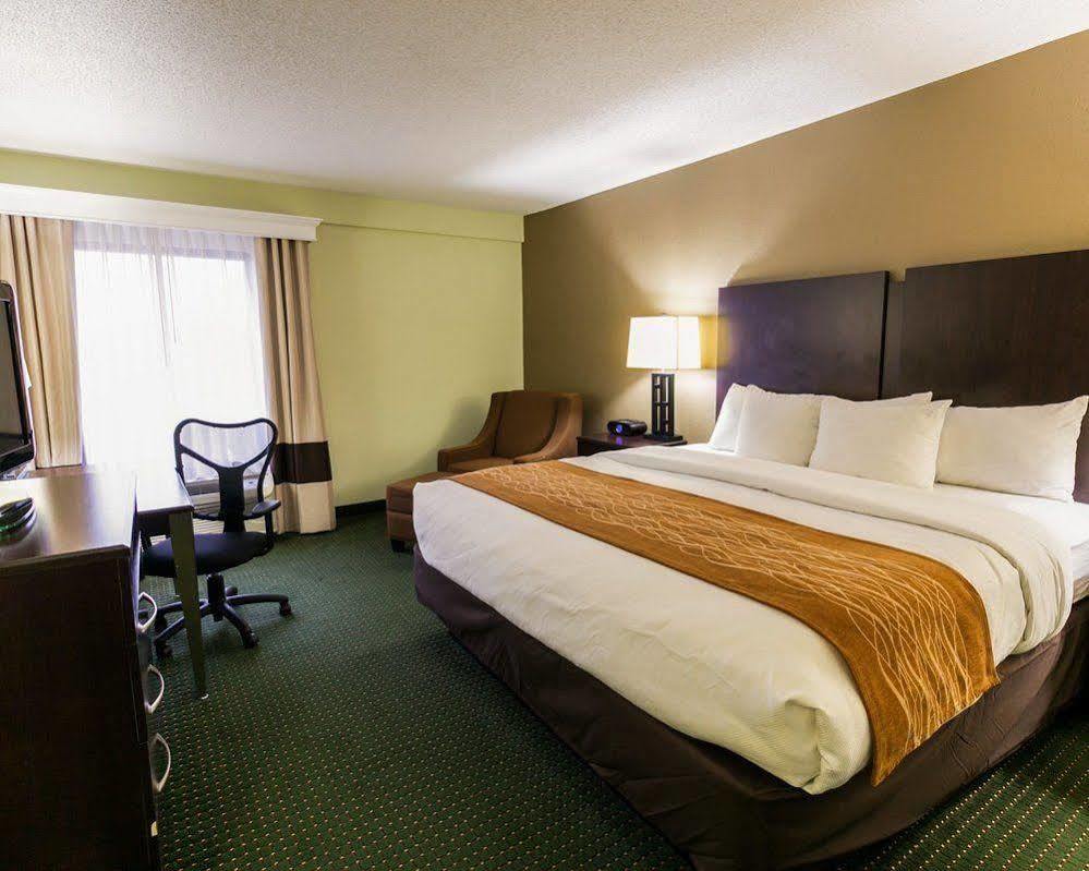Comfort Inn & Suites Lake Norman Cornelius Zewnętrze zdjęcie