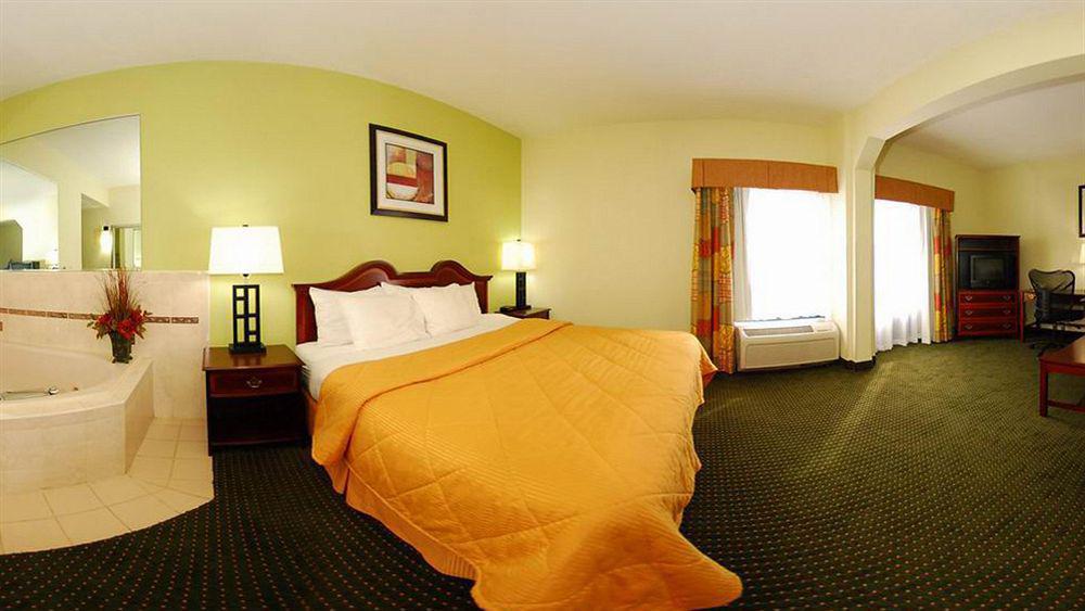 Comfort Inn & Suites Lake Norman Cornelius Zewnętrze zdjęcie
