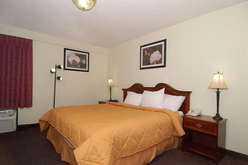 Comfort Inn & Suites Lake Norman Cornelius Zewnętrze zdjęcie
