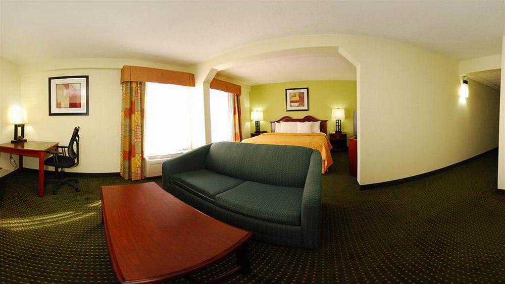 Comfort Inn & Suites Lake Norman Cornelius Zewnętrze zdjęcie