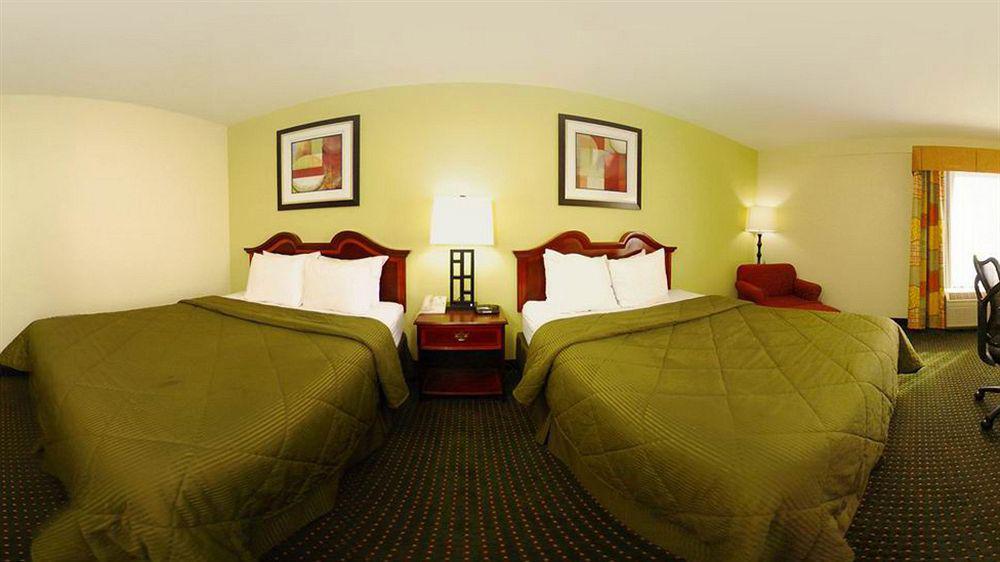 Comfort Inn & Suites Lake Norman Cornelius Zewnętrze zdjęcie